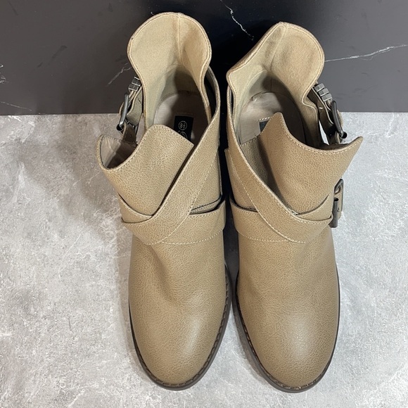 Breckelle’s Bronco-11 Light Brown Size 8.5m - Picture 6 of 11